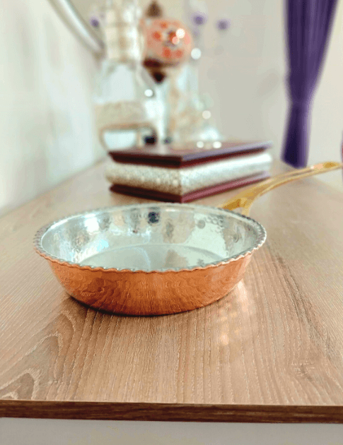 Copper frying pan,handcrafted copper omelette pan,real copper with brass handle,authentic kitchenware,handmade skillet / pans