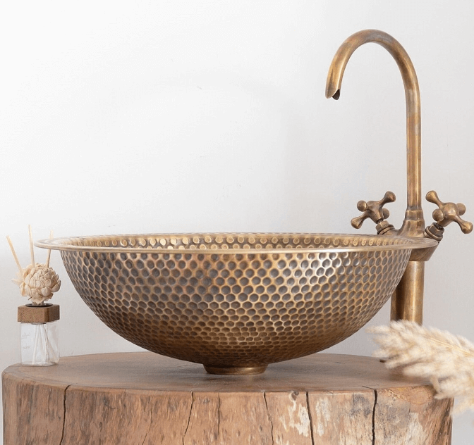 Modern Custom Made Brushed Brass Bathroom Sink / sink cell
